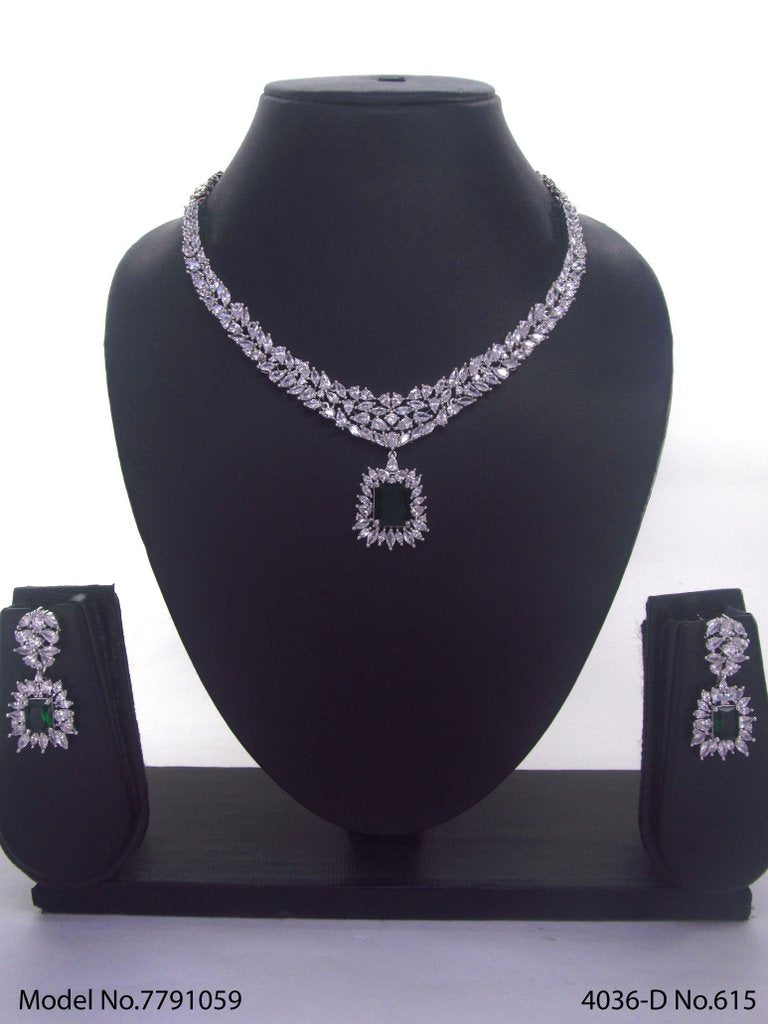 Traditional American Diamond Set - Amaara World