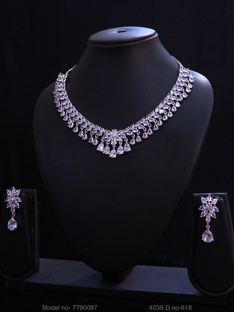 Wedding Gifts for Wedding Parties - Amaara World