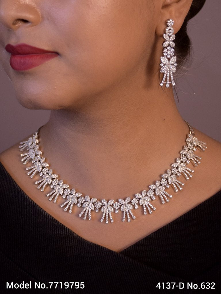 Eye catchy Necklace set - Amaara World