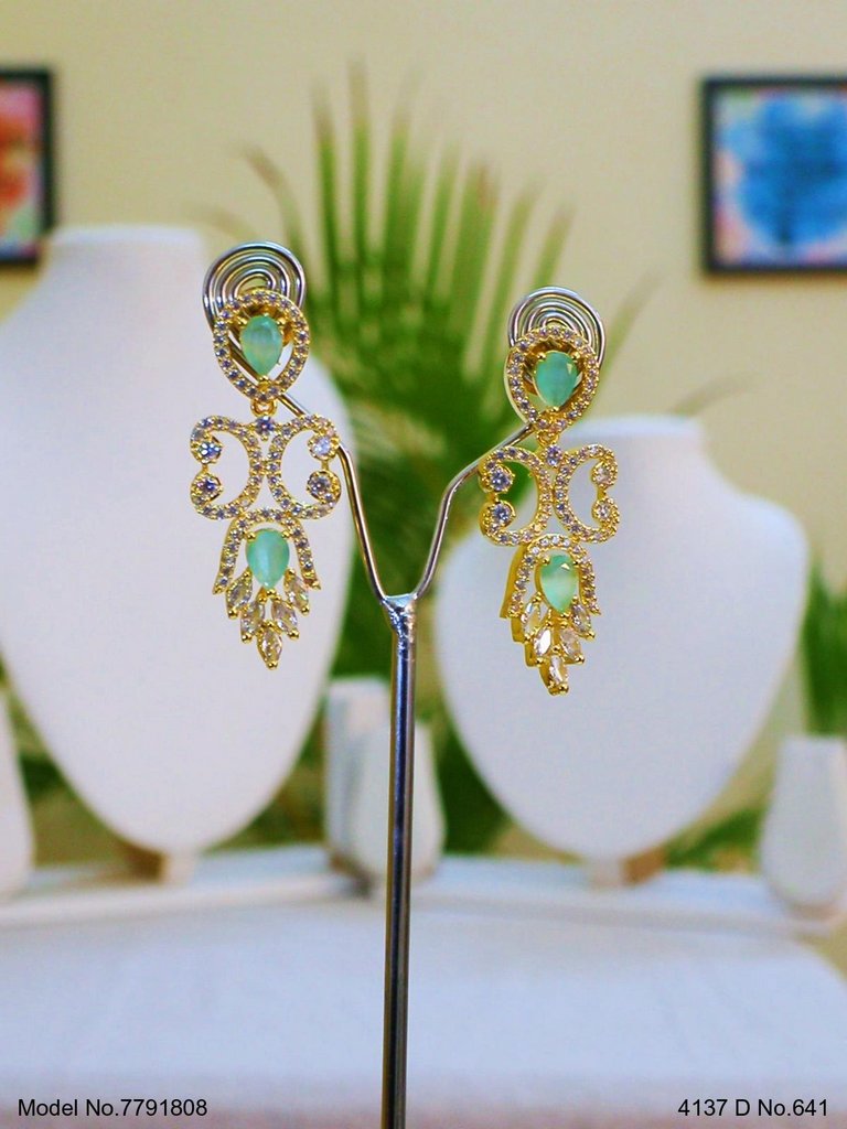 When Glamour meets Art ! - View B