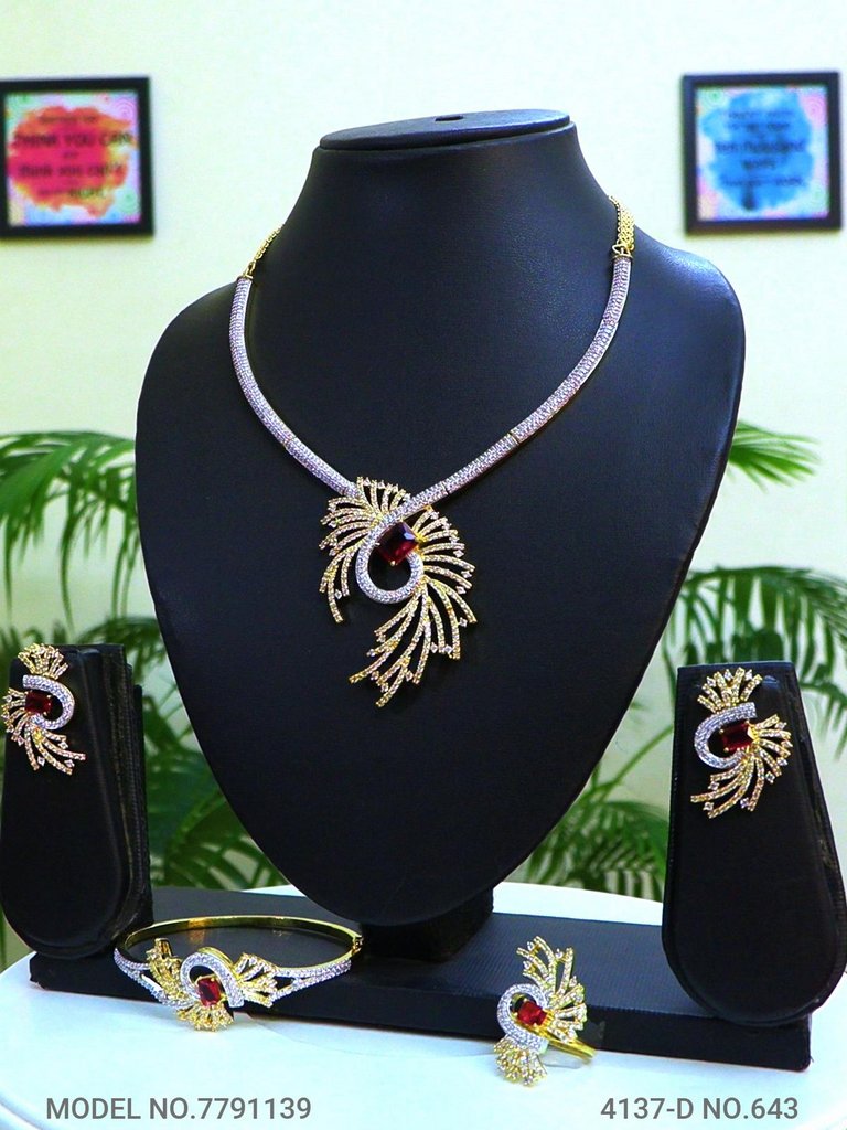 Original Zircon Necklace Set - Amaara World