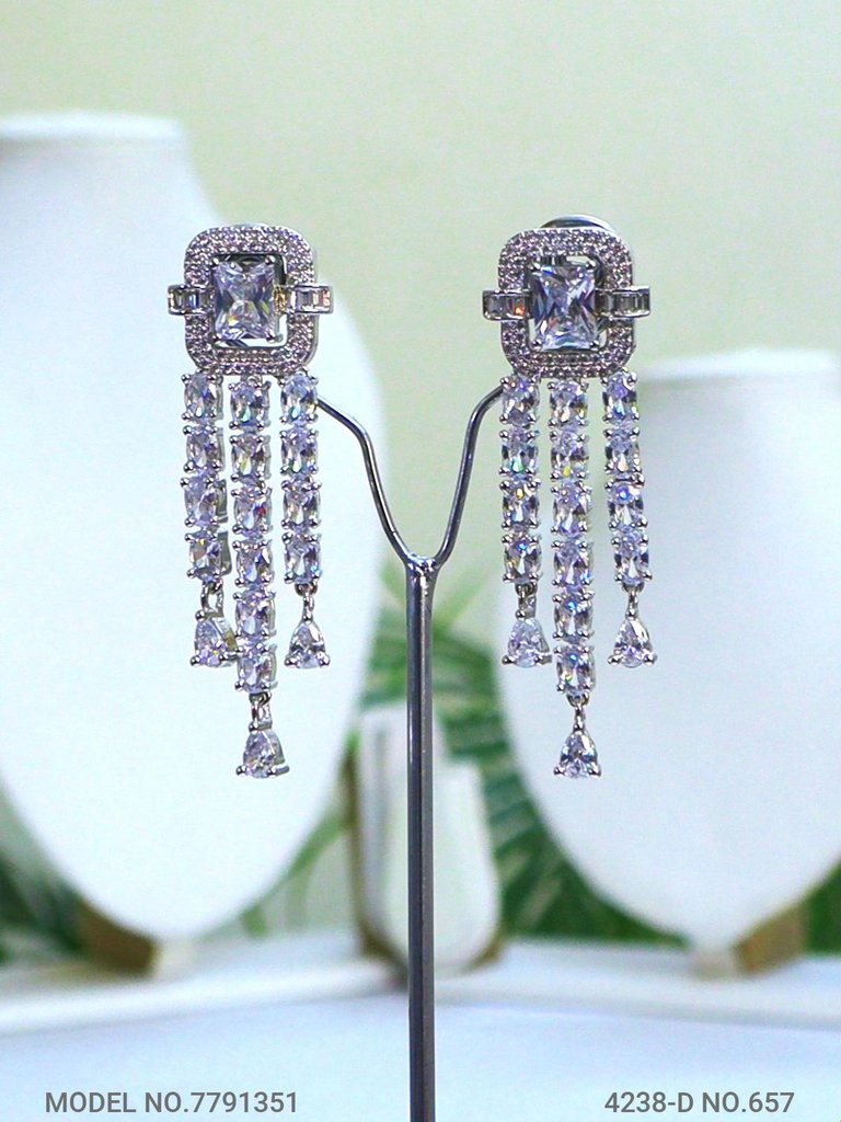 Original Zircon Necklace Set - View B