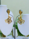 Latest Trendy Earring Design - Amaara World