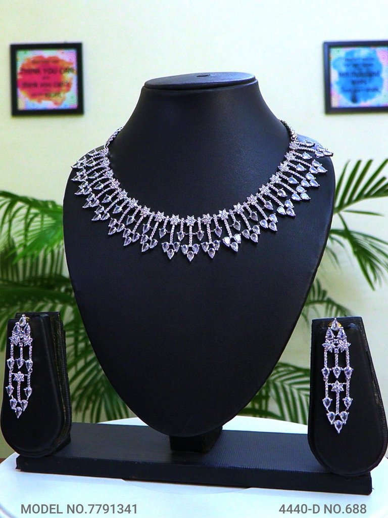 Traditional Pattern will always Stay - Style 1 - Amaara World