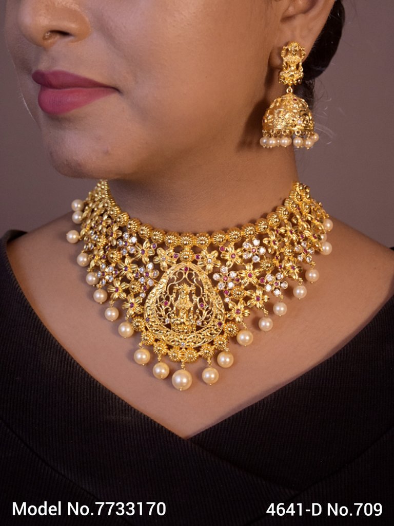 Traditional Necklaces - Amaara World