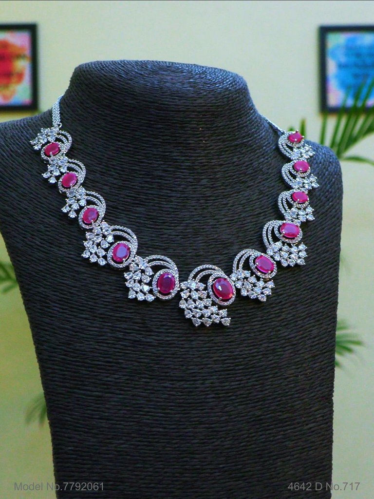 A Masterpiece | Handcrafted Traditional Jewellery Set - View A