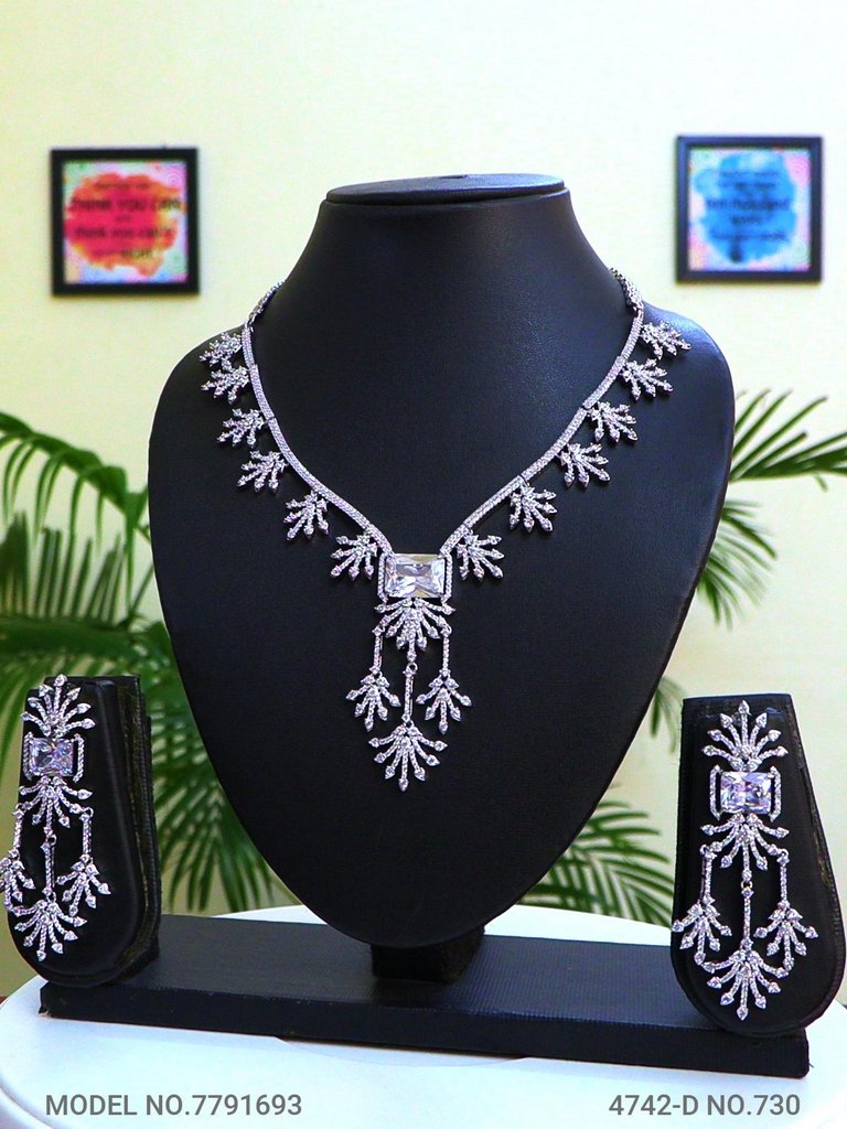 Original Zircon Necklace Set - Amaara World