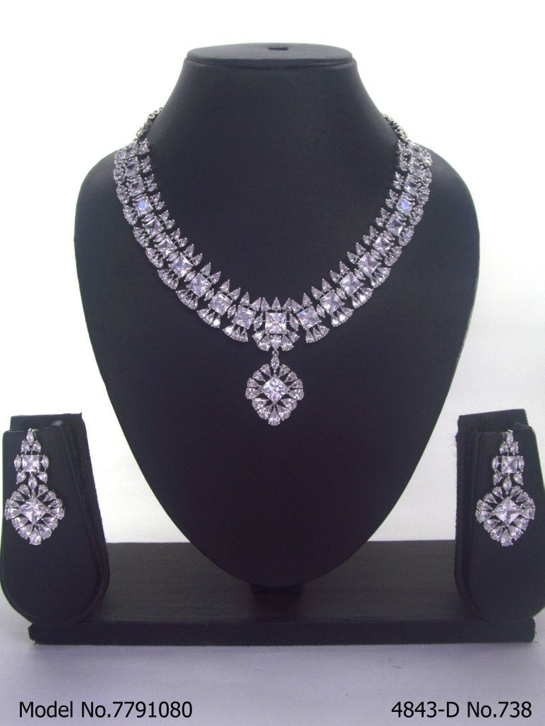 A Masterpiece | Handcrafted Traditional Jewellery Set - Amaara World