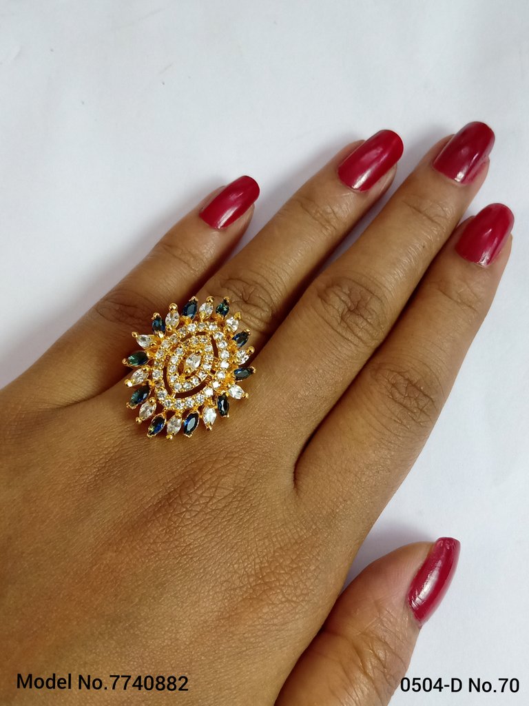 Clear Shine Ring - Style 7 - Amaara World