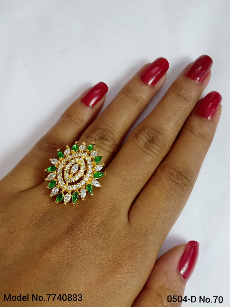 Clear Shine Ring - Style 8 - Amaara World