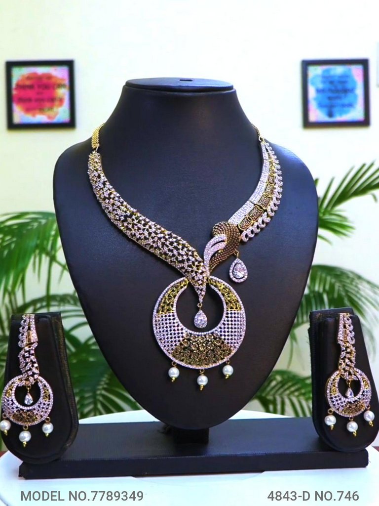 Designer Jewelry in Wholesale - Amaara World