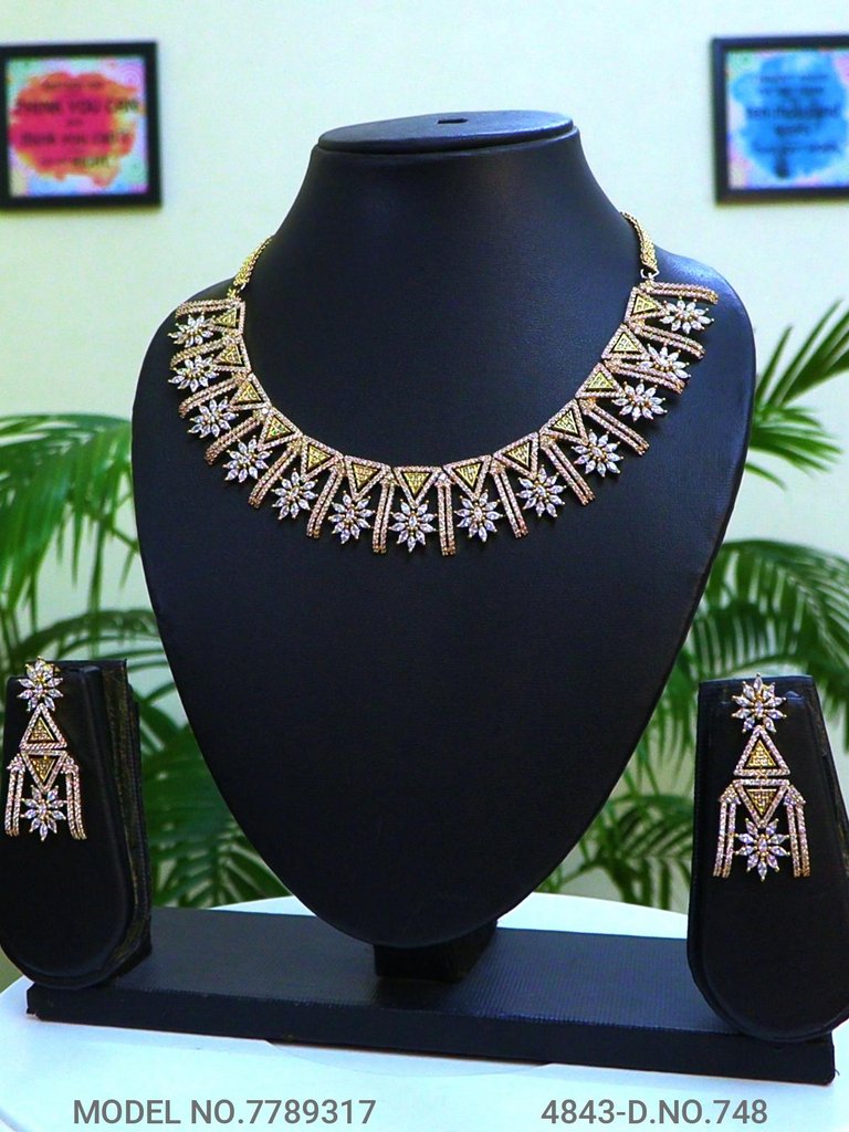 Jewelry straight from Craftsmen - Style 1 - Amaara World