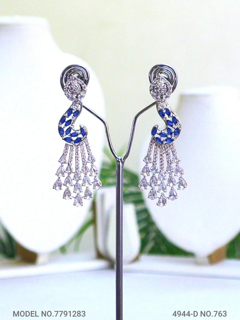 Imitation Diamond Cz Jewelry Set - View B