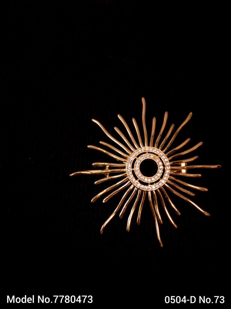 CZ Brooch - Style 2 - Amaara World