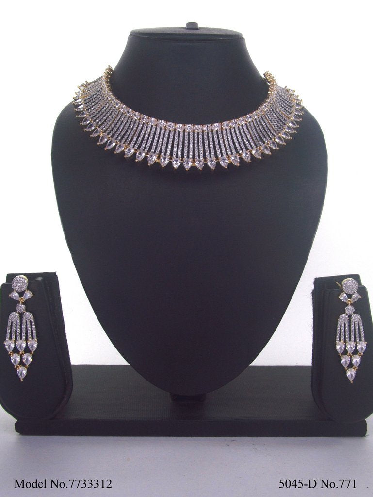 Classic Gift for Her - View A