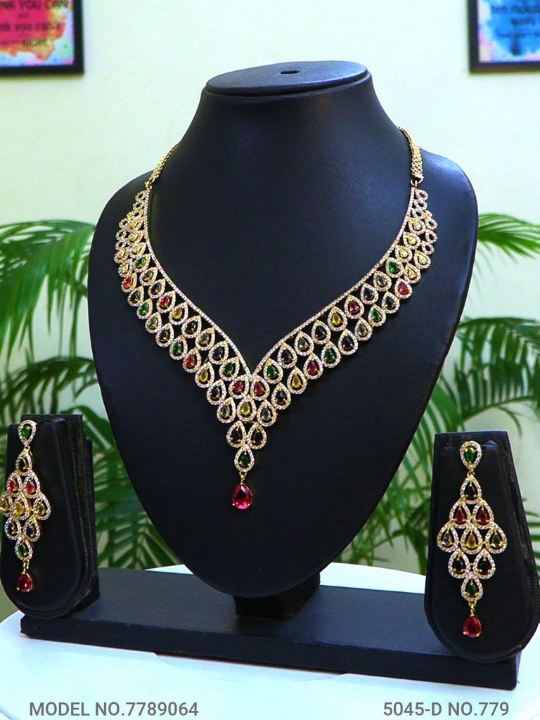 A Masterpiece | Handcrafted Traditional Jewellery Set - Amaara World USA - SKU 7789064