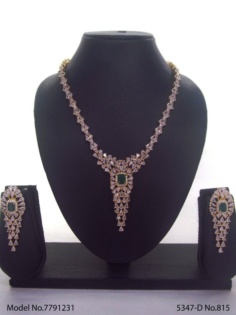 A Masterpiece | Handcrafted Traditional Jewellery Set - Amaara World