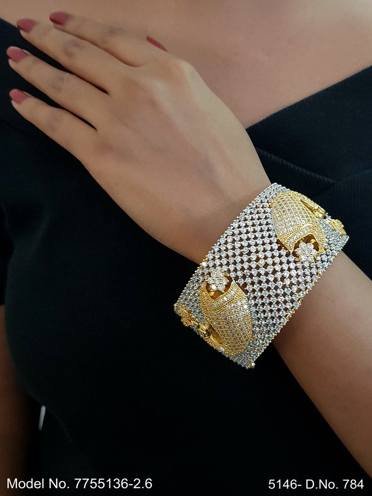 Saubhagya Shine Bangles - View 2 - Amaara World