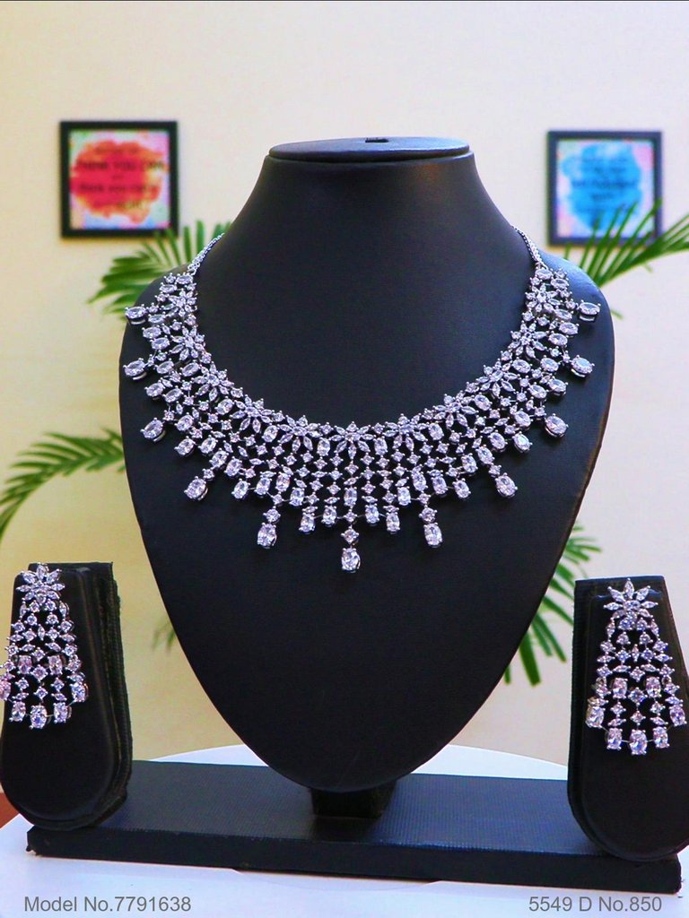 Traditional Zirconia Jewelry Set for Classy Women - Amaara World
