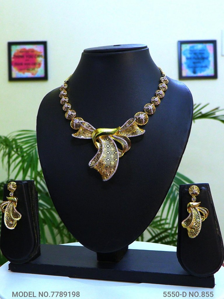 Tradition and Trend goes to a Party - Amaara World USA - SKU 7789198