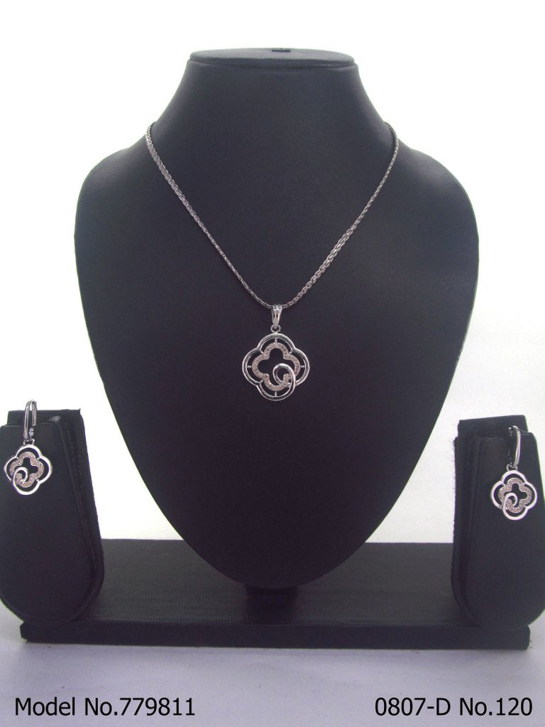 Indian CZ Pendants - Amaara World