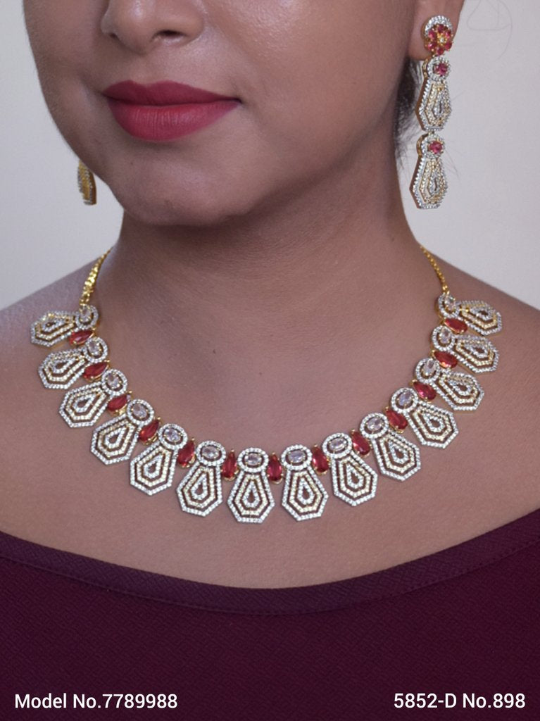 Amazing Traditional Jewelry Set - Amaara World