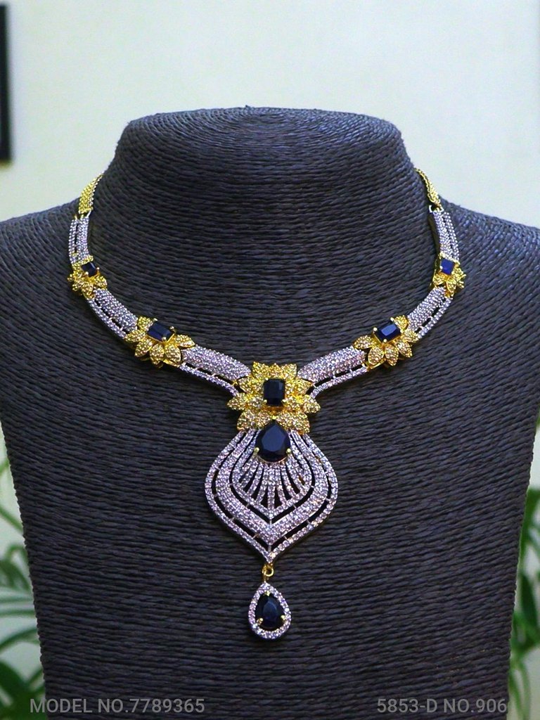 Western Necklace set - View A
