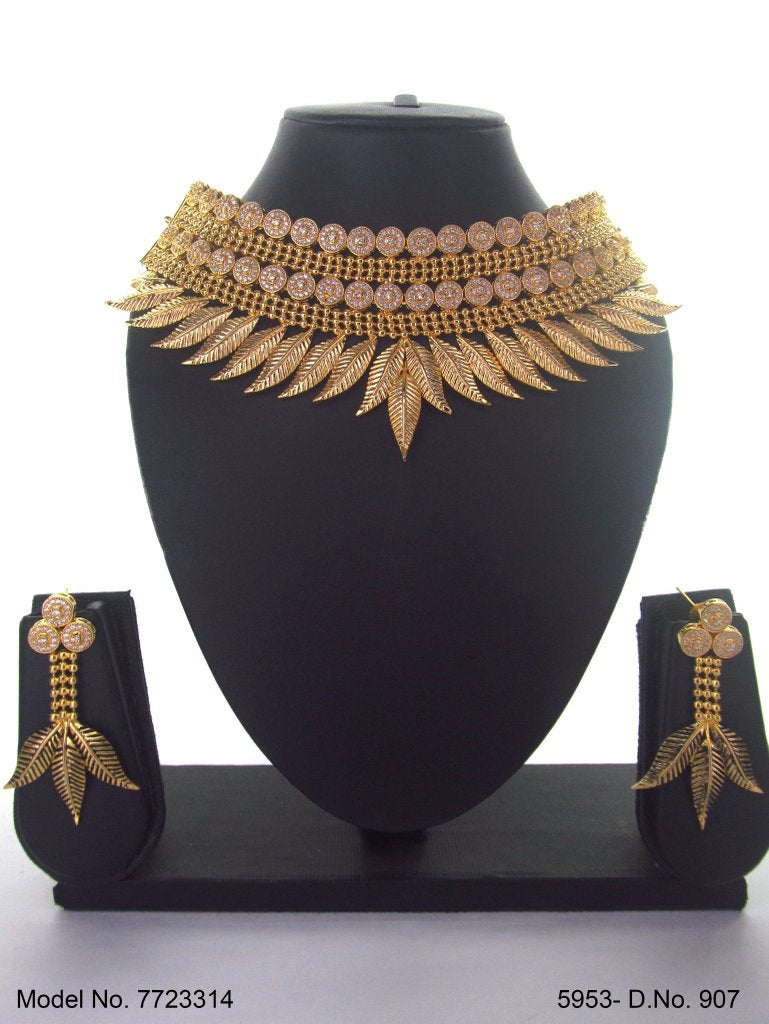 Traditional Necklaces - Amaara World