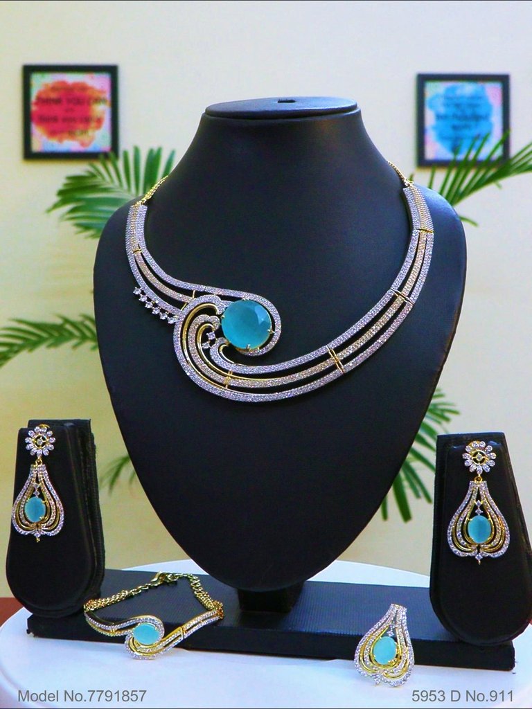 The best Gift for a Woman ! Jewelry - Style 4 - Amaara World