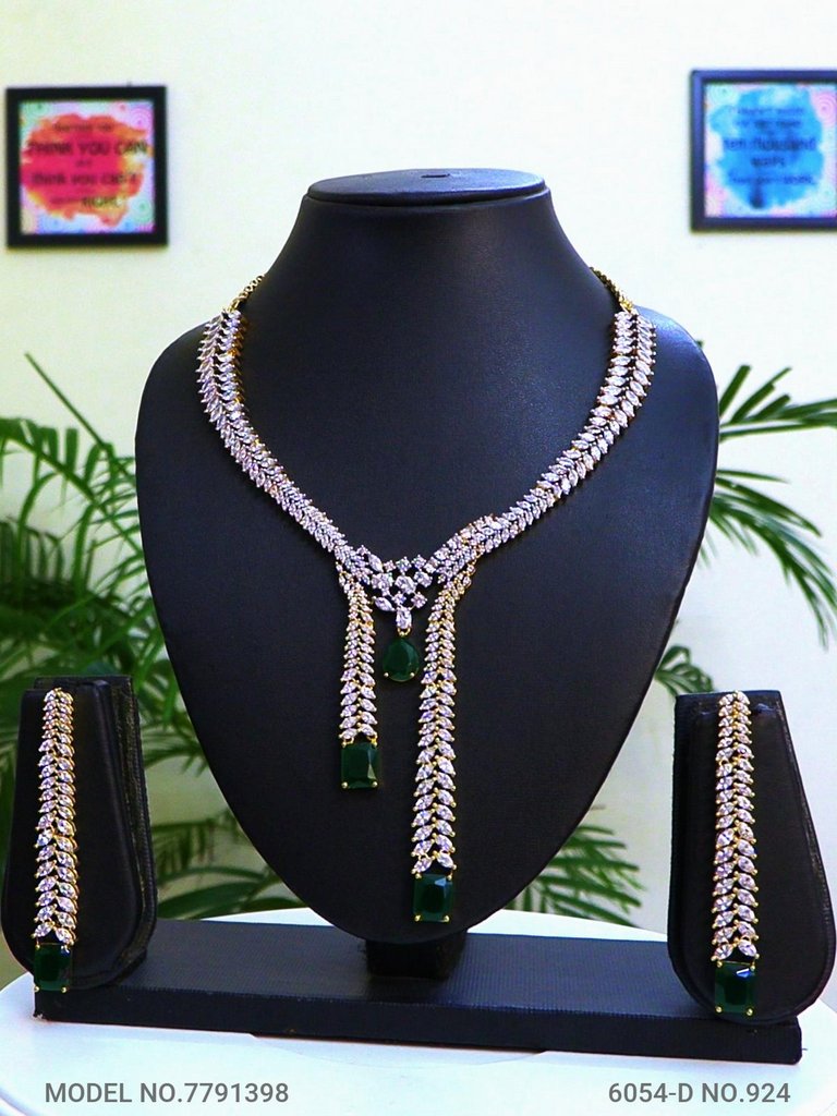 Wholesale Traditional Necklace Set - Amaara World