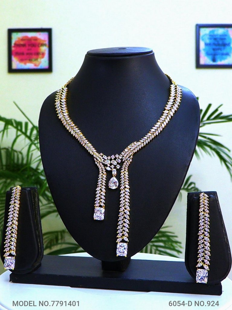 Designer Jewelry in Wholesale - Amaara World