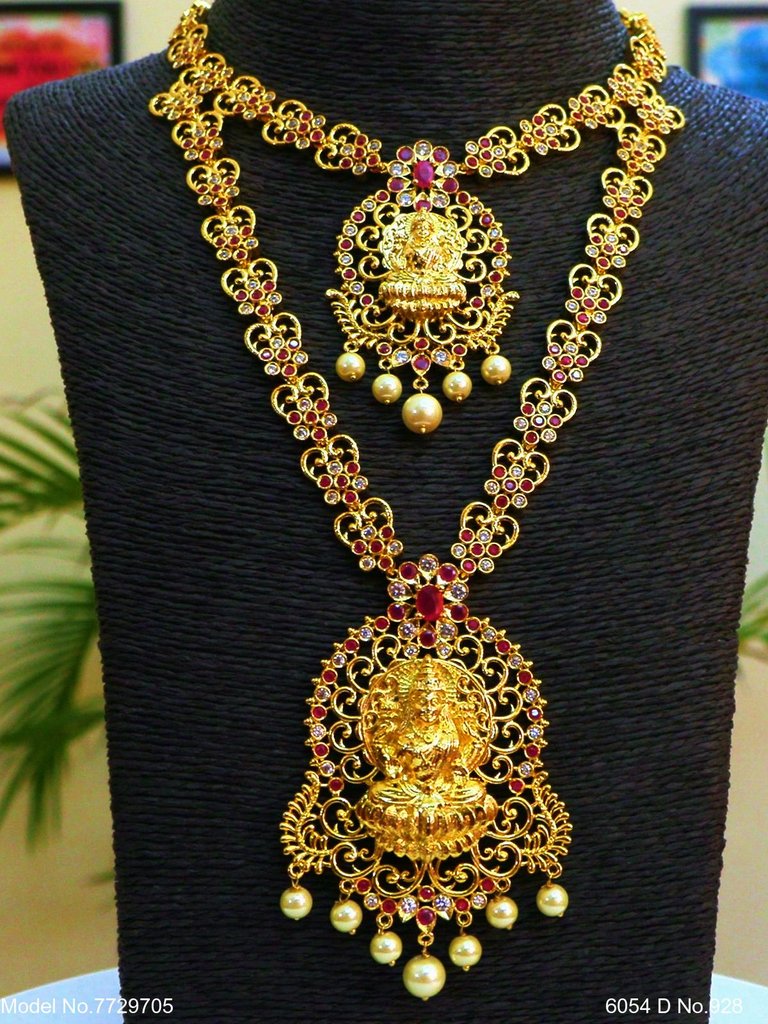 Traditional Necklaces - Amaara World