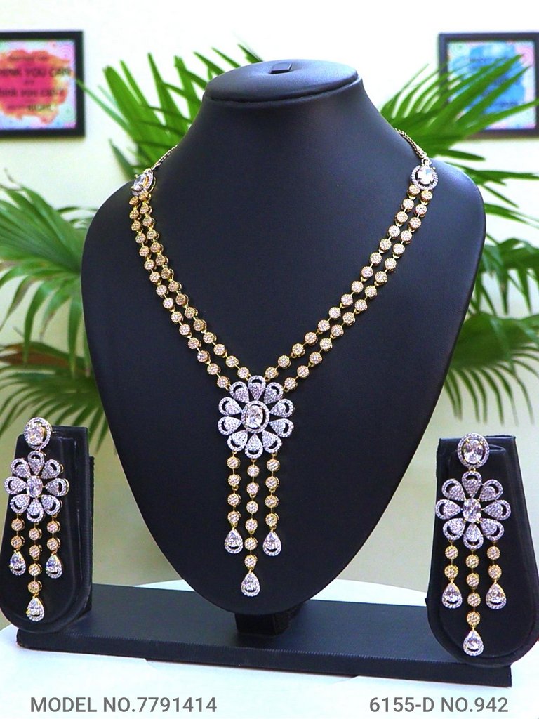 Wedding Gifts for Wedding Parties - Amaara World