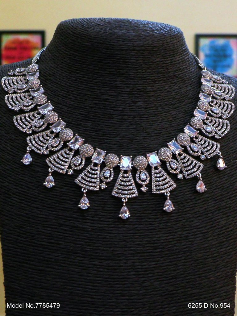 Color variant