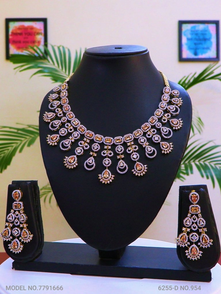 Make an Impression that lasts forever - Amaara World