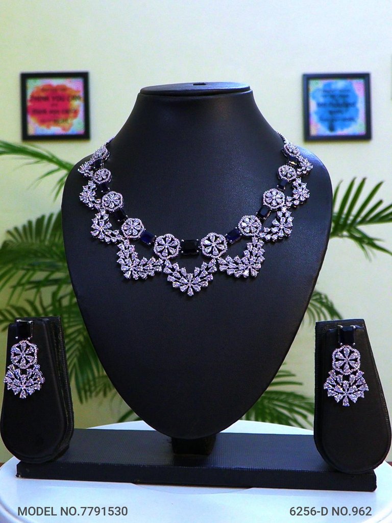 Traditional yet Trendy Design | Ideal for your Parties ! - Amaara World