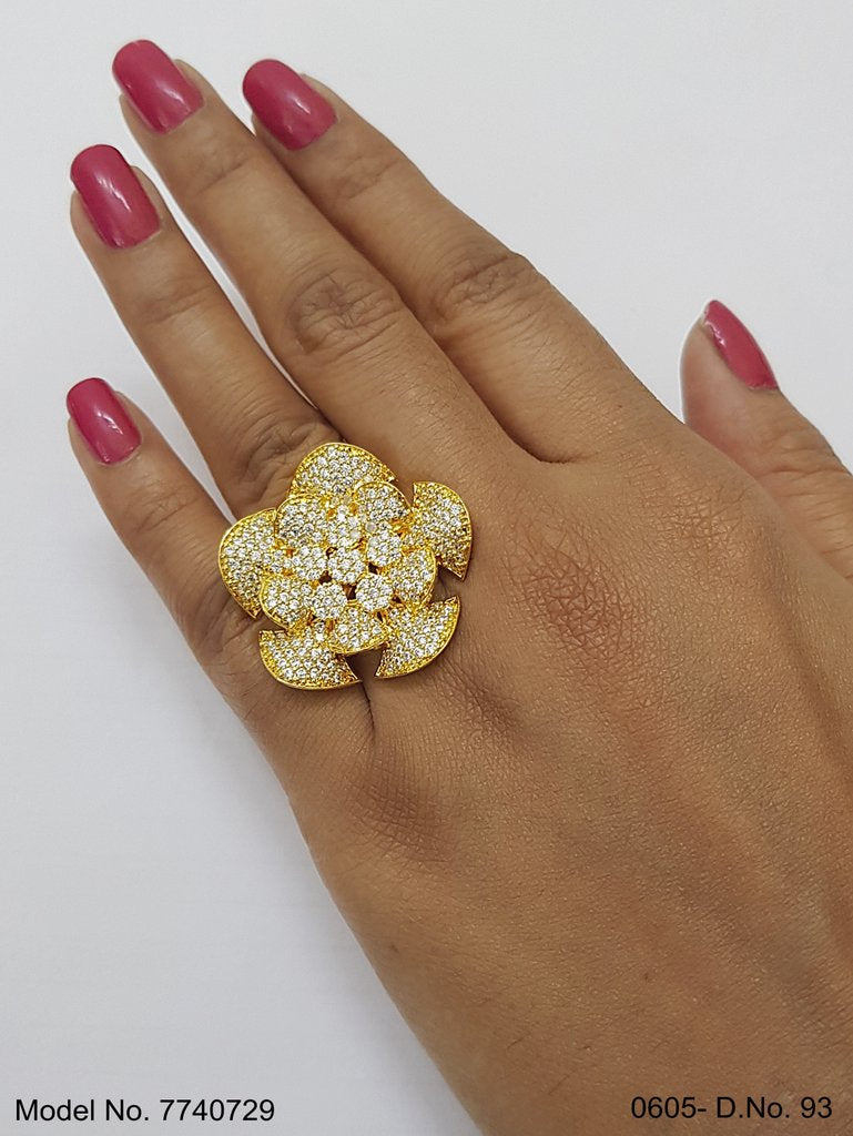 Smart Look Ring - View 2 - Amaara World