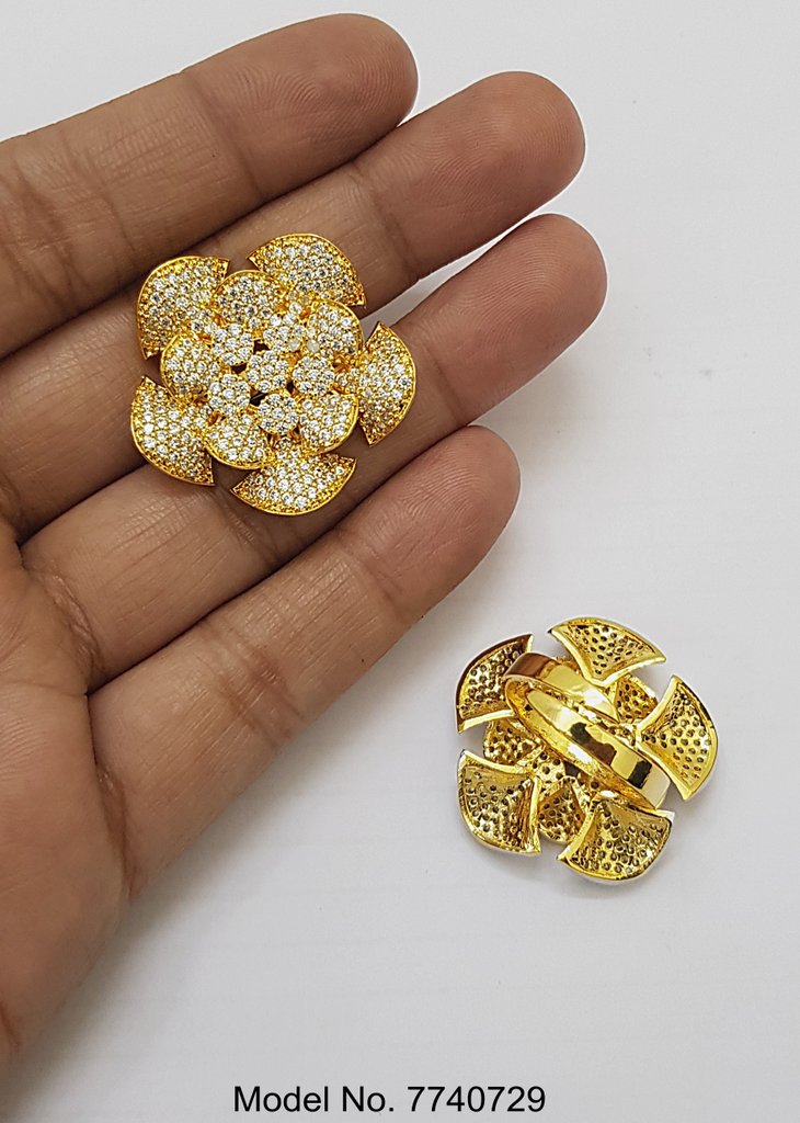 Smart Look Ring - View 3 - Amaara World