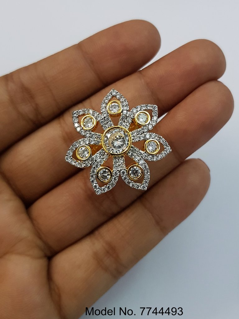 Glam Loop Ring - View 3 - Amaara World