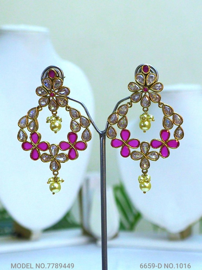 Traditional Necklaces