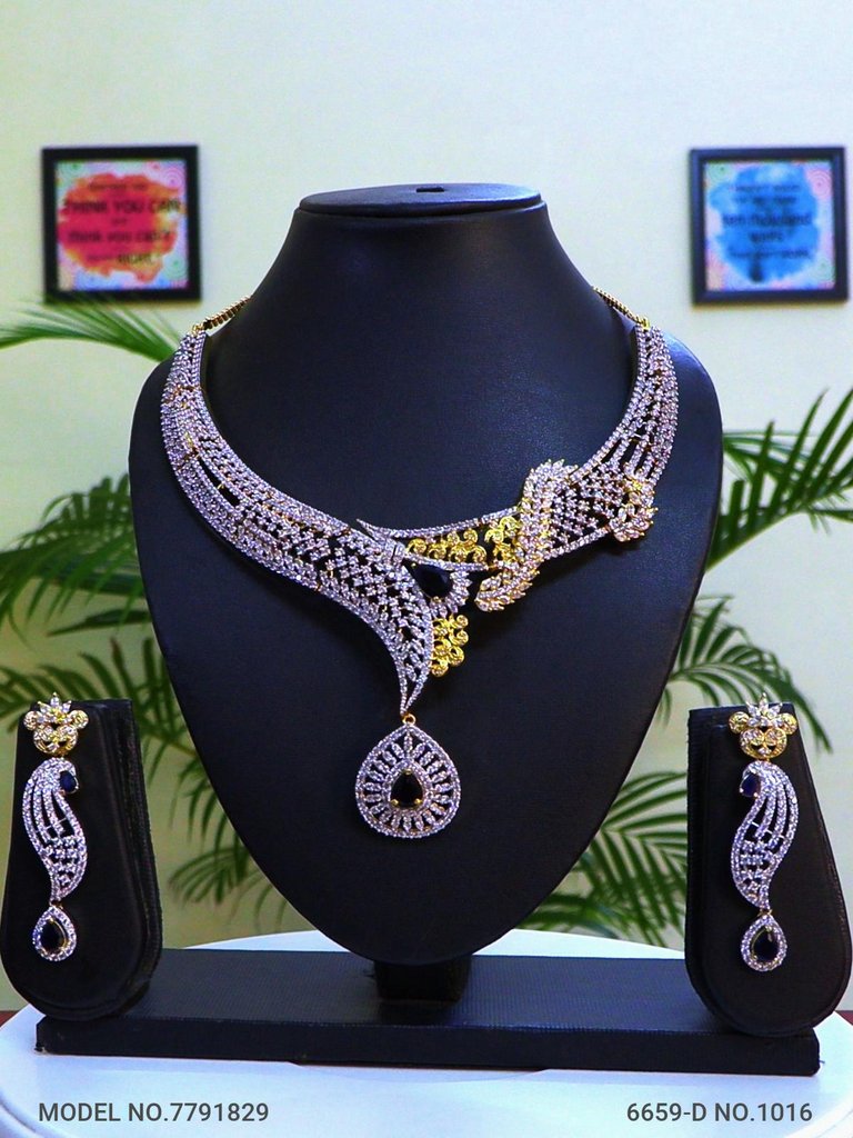 Handcrafted with Love and Passion - Amaara World