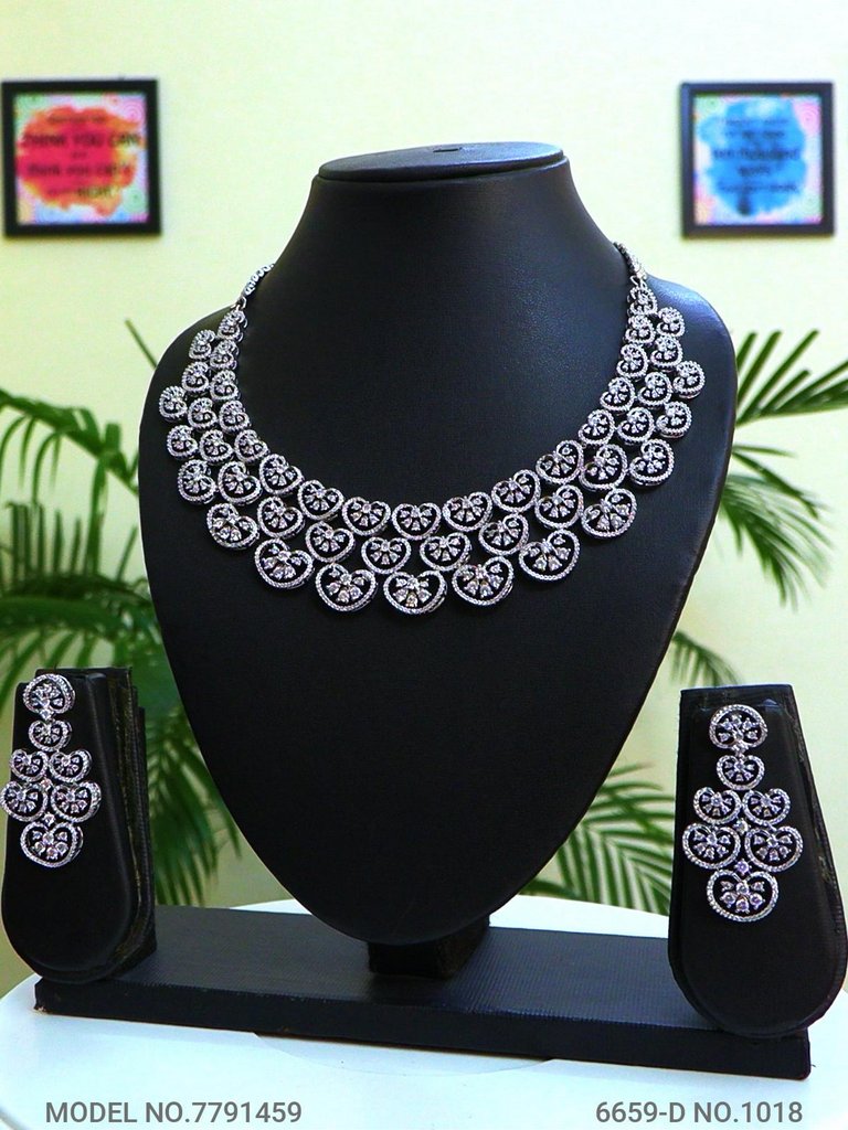 Original Cz Traditional Necklace - Amaara World