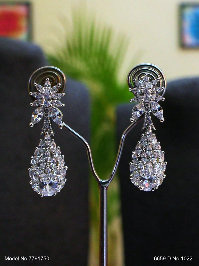 Wedding Jewelry for Trendy Women - View B