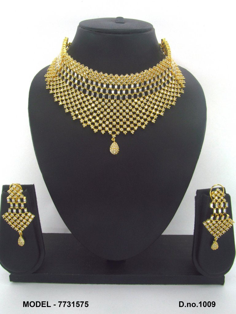Artificial Diamond Jewelry Set for Brides - 7731575 - View 1