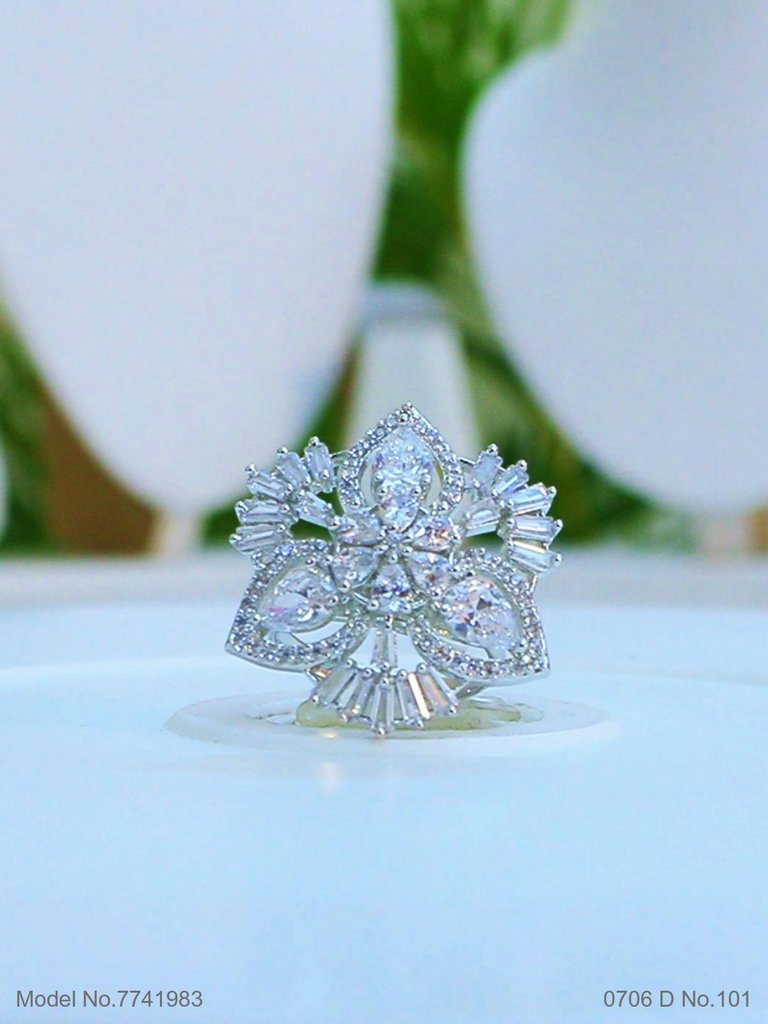 Regal Charm Ring - Amaara World