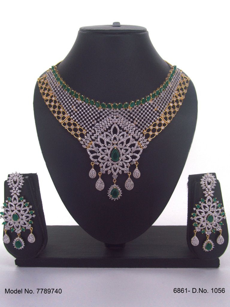 Wedding Gifts for Wedding Parties - View 2 - Amaara World