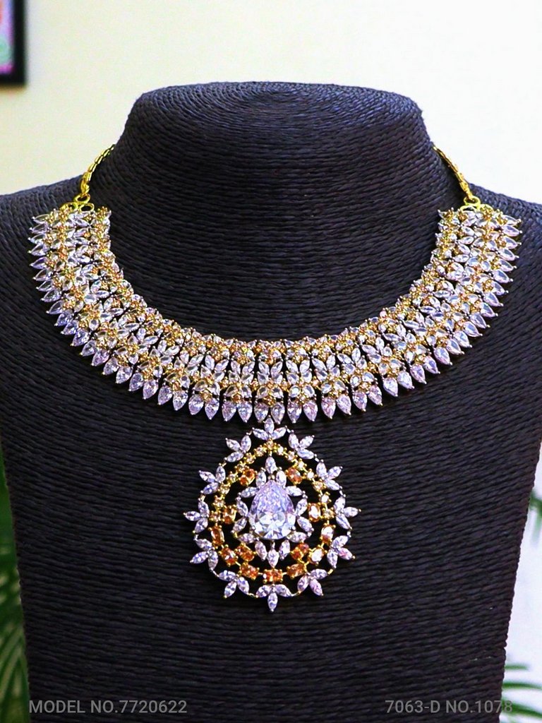 Necklace Designed by Passionate Craftsmen ! - View A