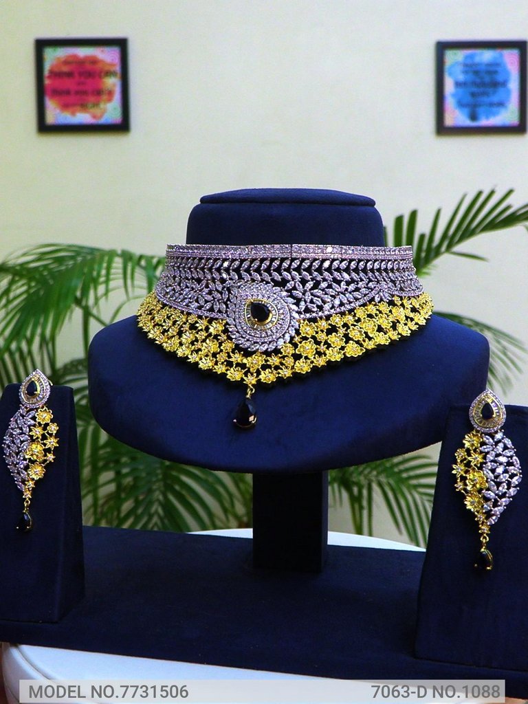 Wedding Jewellery Set for Brides / Gifts / Parties - 7731506 - View 1