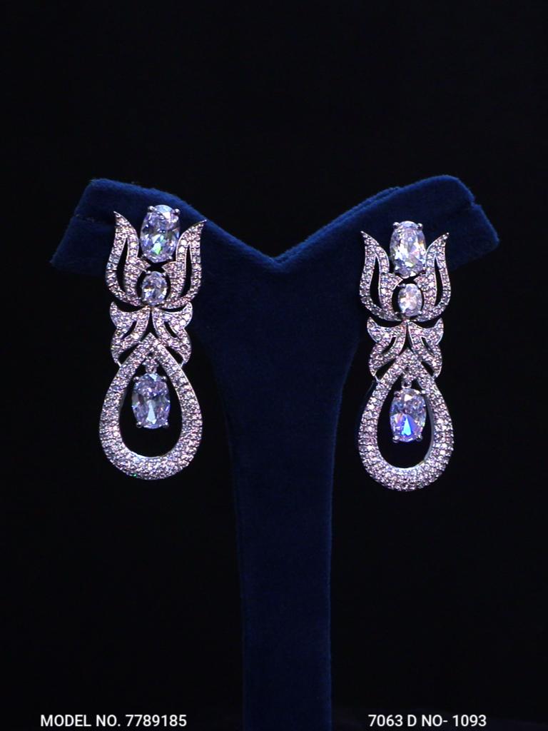 Imitation Diamond Cz Jewelry Set - View 3 - Amaara World
