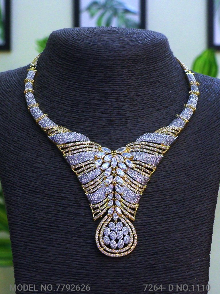 When Glamour meets Art ! - View A